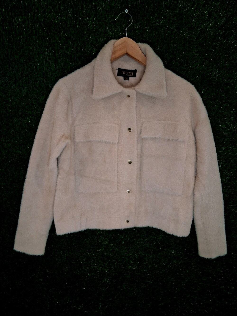 Truth by Republic Faux Fur Teddy Jacket Women’s Size S/P Cream Beige Cropped